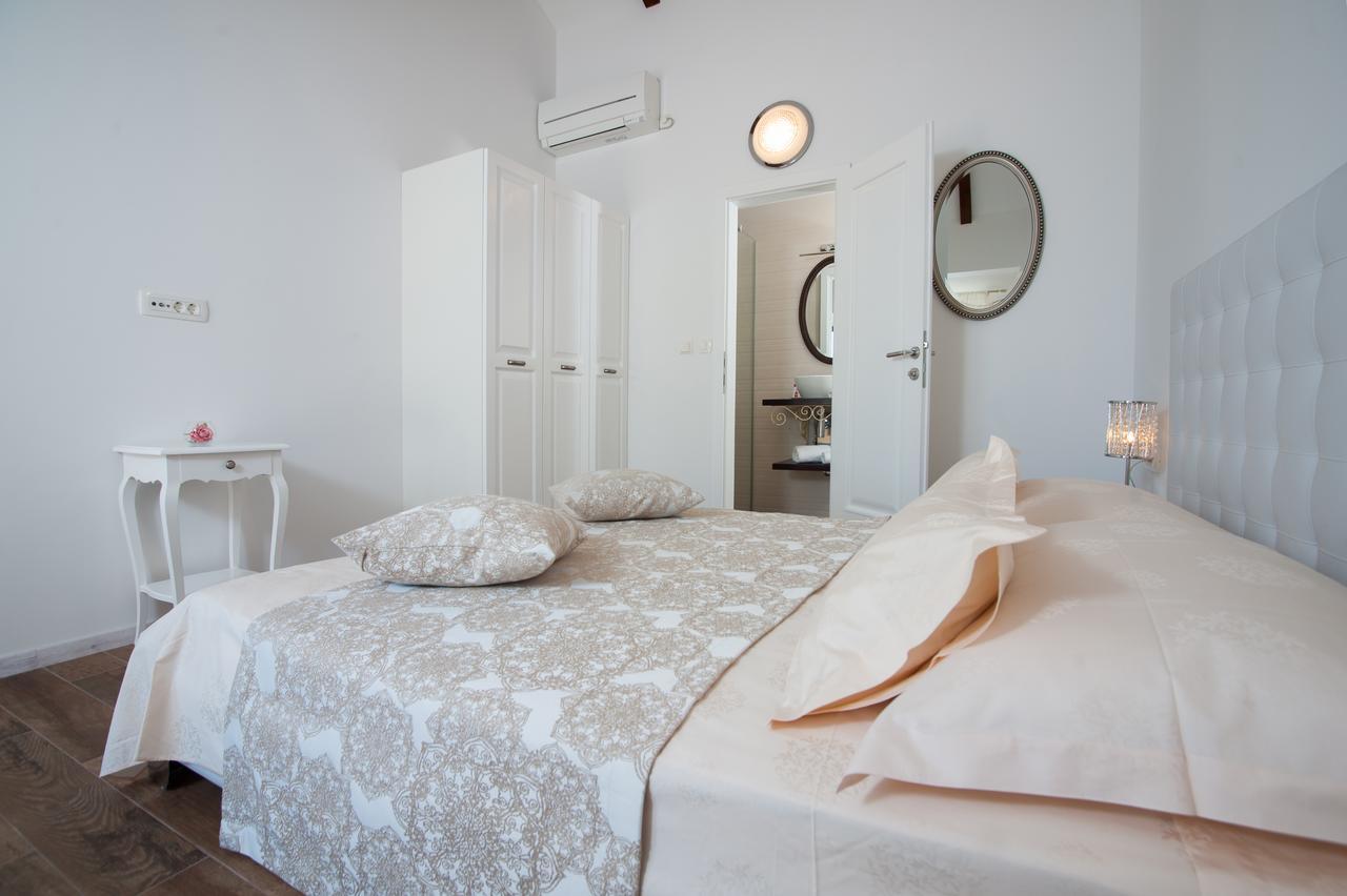 Luxury Villa Kate - In Lucice Bay With Turquoise Sea, Amazing Seaviews, And Heated Pool Milna  Esterno foto