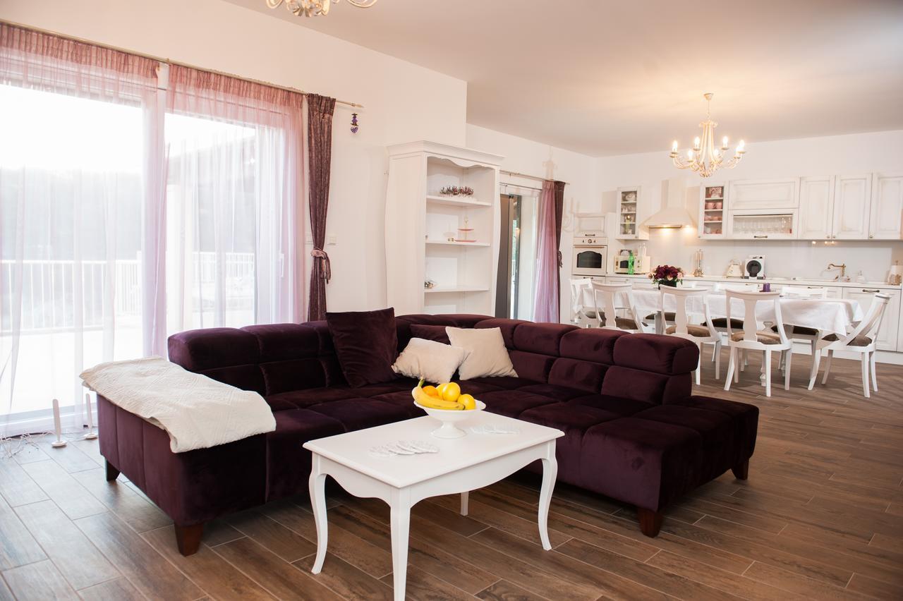 Luxury Villa Kate - In Lucice Bay With Turquoise Sea, Amazing Seaviews, And Heated Pool Milna  Esterno foto
