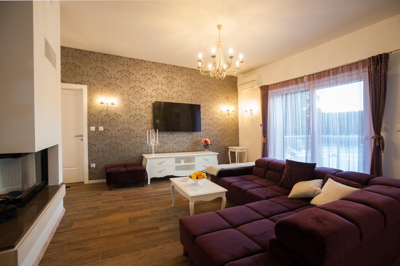 Luxury Villa Kate - In Lucice Bay With Turquoise Sea, Amazing Seaviews, And Heated Pool Milna  Esterno foto