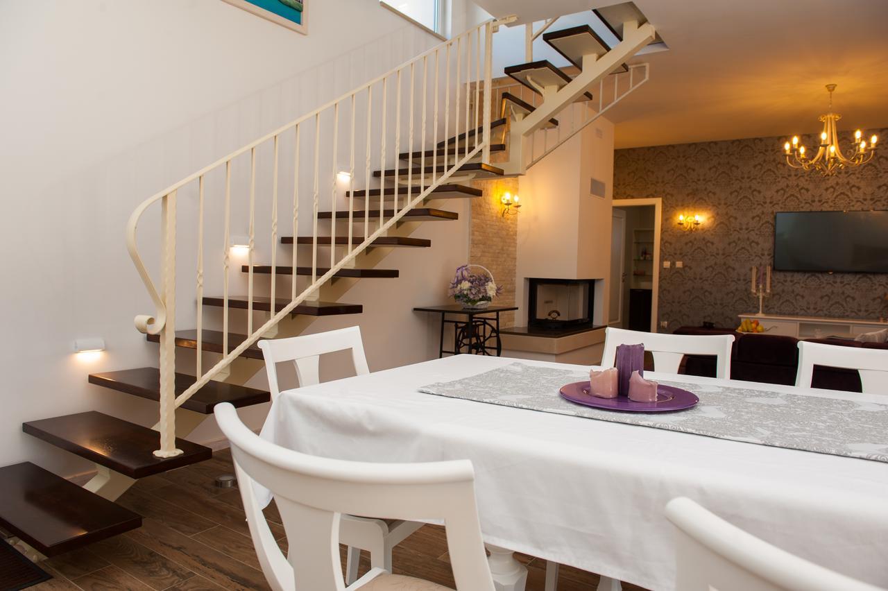 Luxury Villa Kate - In Lucice Bay With Turquoise Sea, Amazing Seaviews, And Heated Pool Milna  Esterno foto