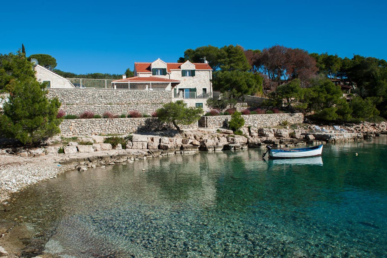 Luxury Villa Kate - In Lucice Bay With Turquoise Sea, Amazing Seaviews, And Heated Pool Milna  Esterno foto