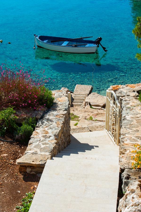 Luxury Villa Kate - In Lucice Bay With Turquoise Sea, Amazing Seaviews, And Heated Pool Milna  Esterno foto