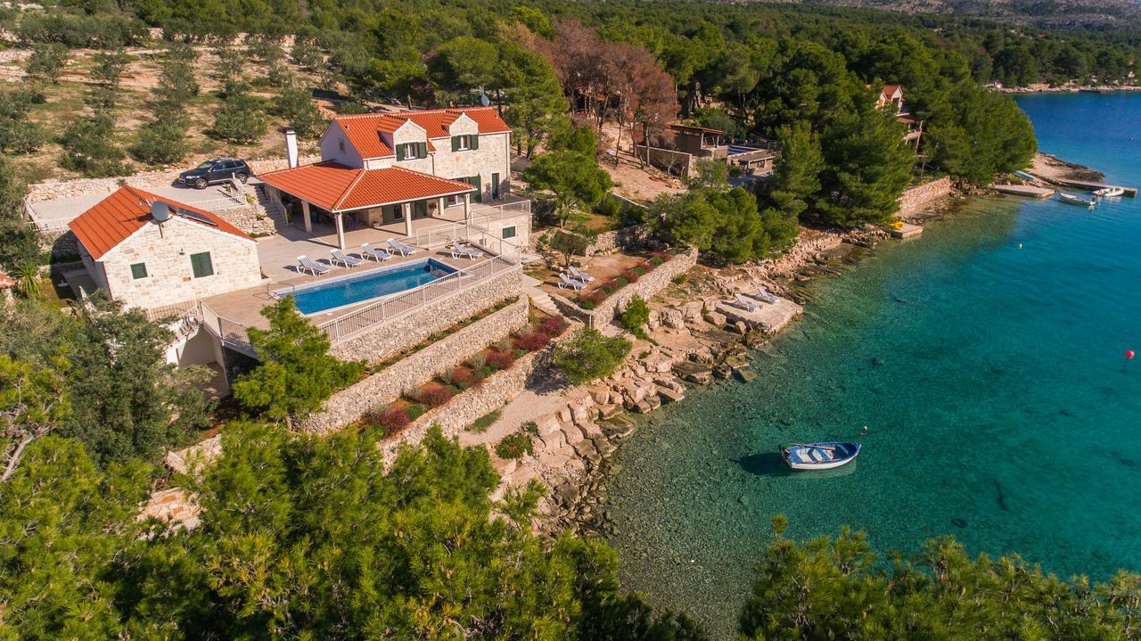 Luxury Villa Kate - In Lucice Bay With Turquoise Sea, Amazing Seaviews, And Heated Pool Milna  Esterno foto