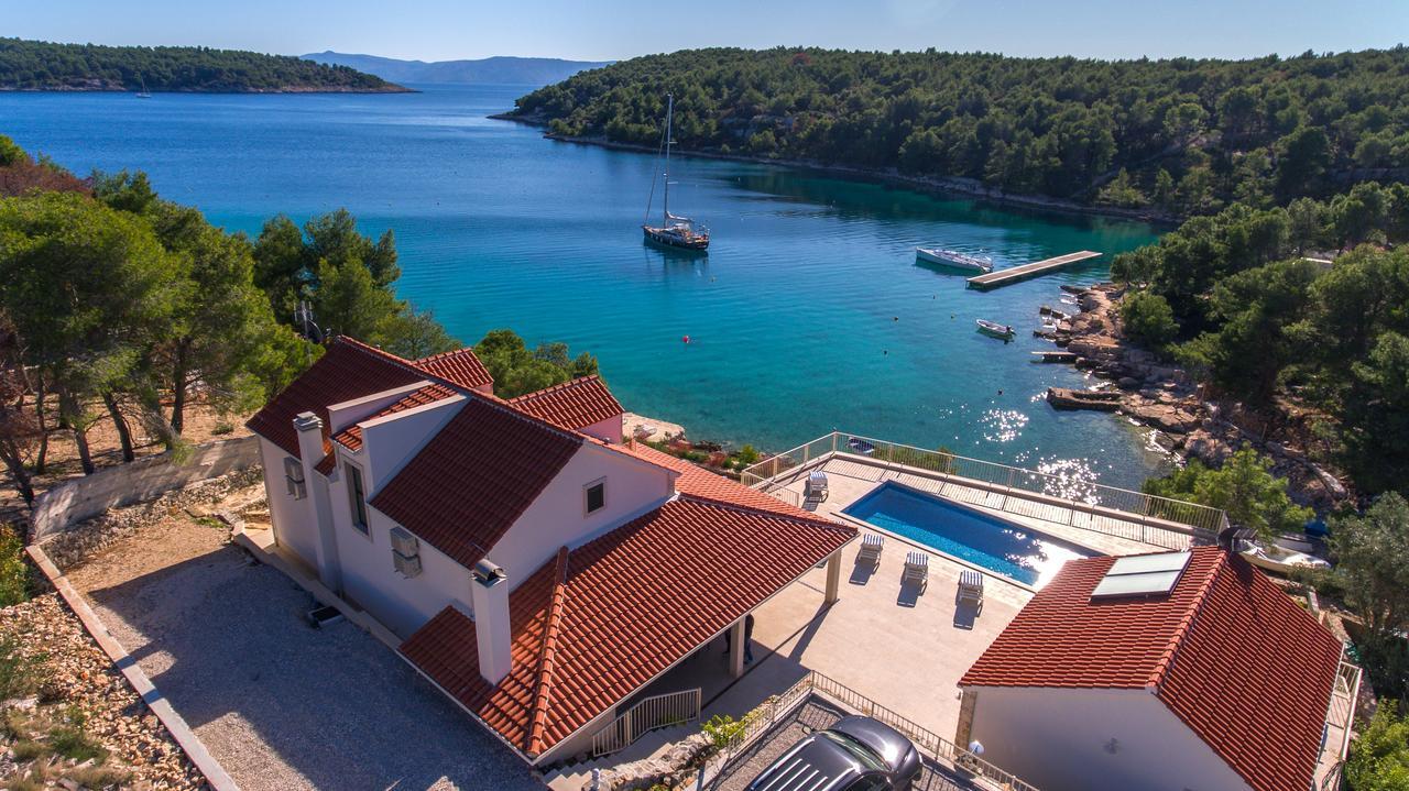 Luxury Villa Kate - In Lucice Bay With Turquoise Sea, Amazing Seaviews, And Heated Pool Milna  Esterno foto