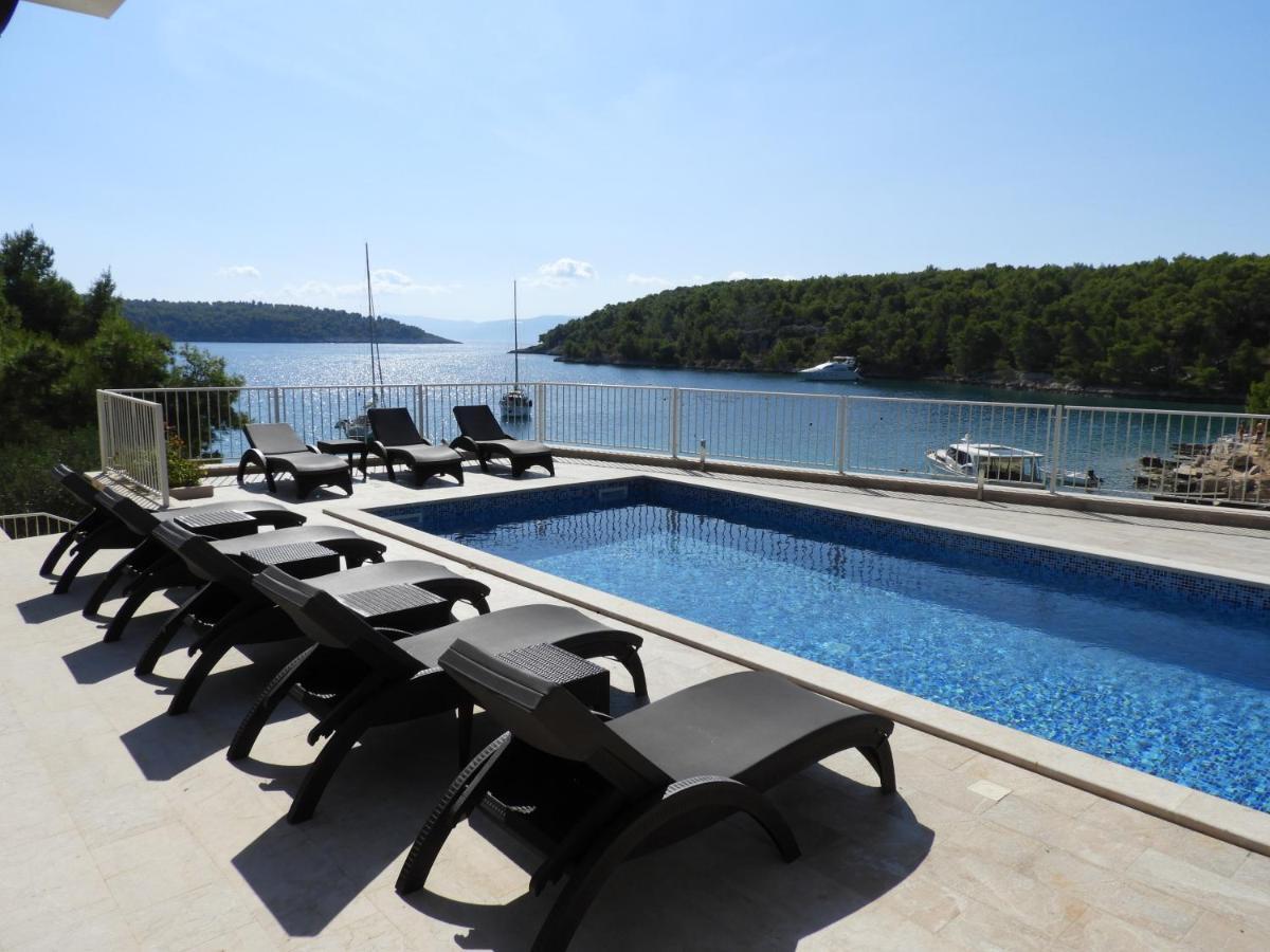 Luxury Villa Kate - In Lucice Bay With Turquoise Sea, Amazing Seaviews, And Heated Pool Milna  Esterno foto